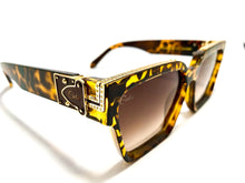 Load image into Gallery viewer, President V1 - Mahogany